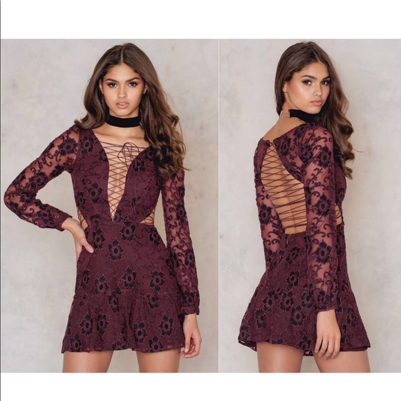 NWT For Love‎ & Lemons 'Jolene' Lace-Up Mini Dress Burgendy [SZ Large ]